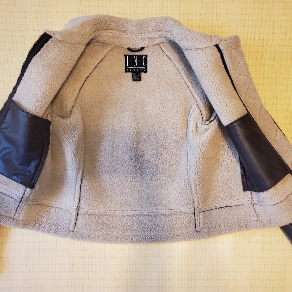 Mustang Jacket - Picture 3 of 5